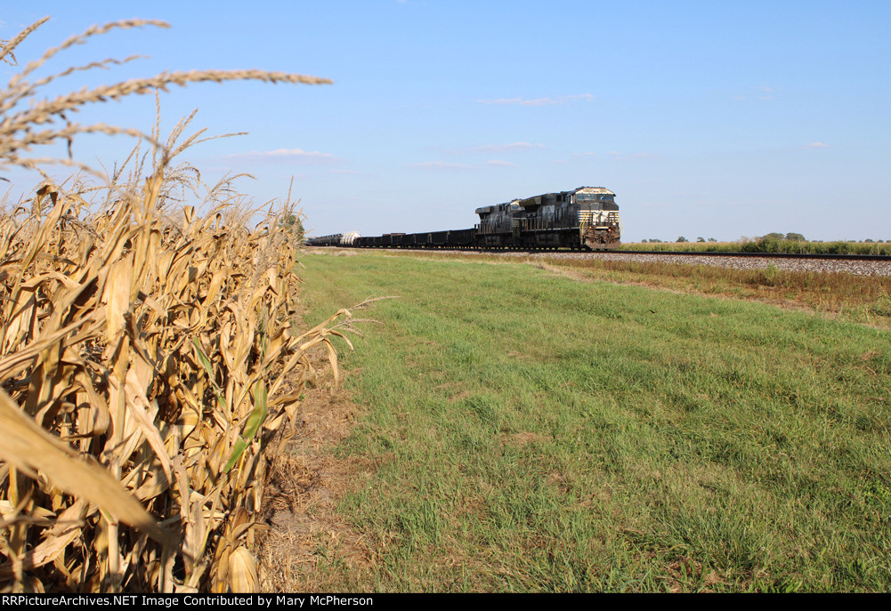 Westbound Norfolk Southern